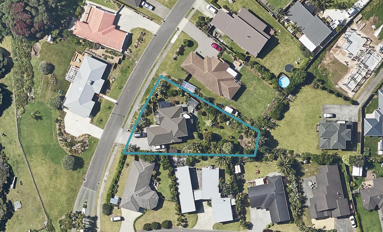 100 Koutunui Road, Athenree, Katikati - Carousel 1