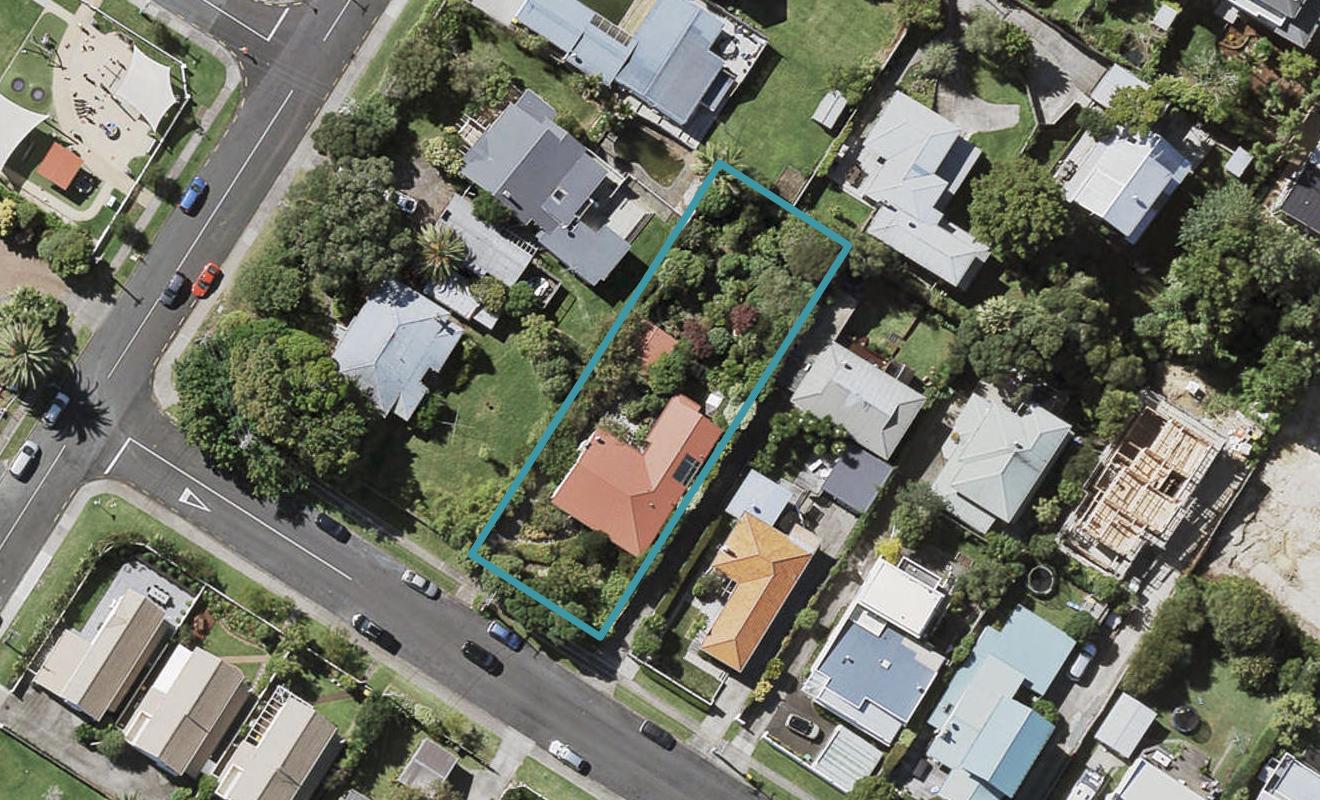 2 Waitemata Road, Hauraki, Auckland - Carousel 1