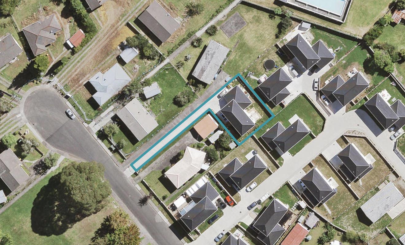 49 Coburg Street, Henderson, Auckland - Carousel 1