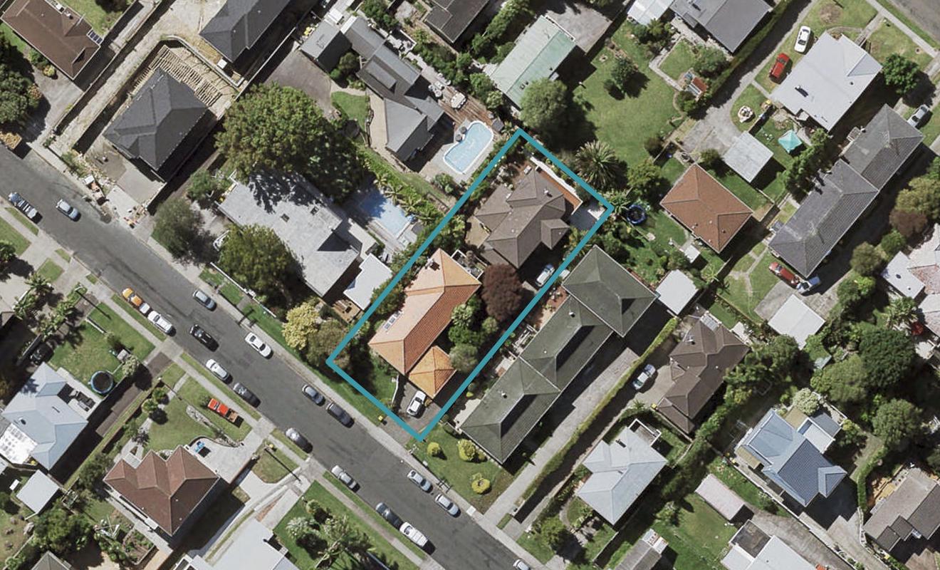 1/5 Quebec Road, Milford, Auckland - Carousel 1