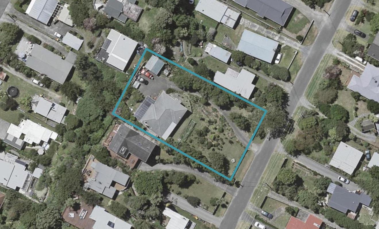 24 Dale Road, Raumati South, Paraparaumu - Carousel 1