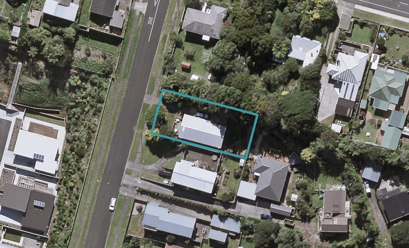 5 Poharama Place, Marfell, New Plymouth - Carousel 1