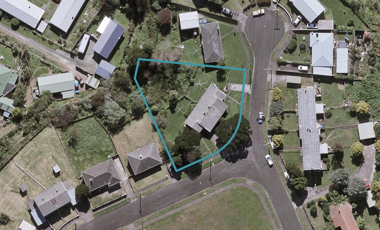 25 Pukeori Street, Marfell, New Plymouth - Carousel 1