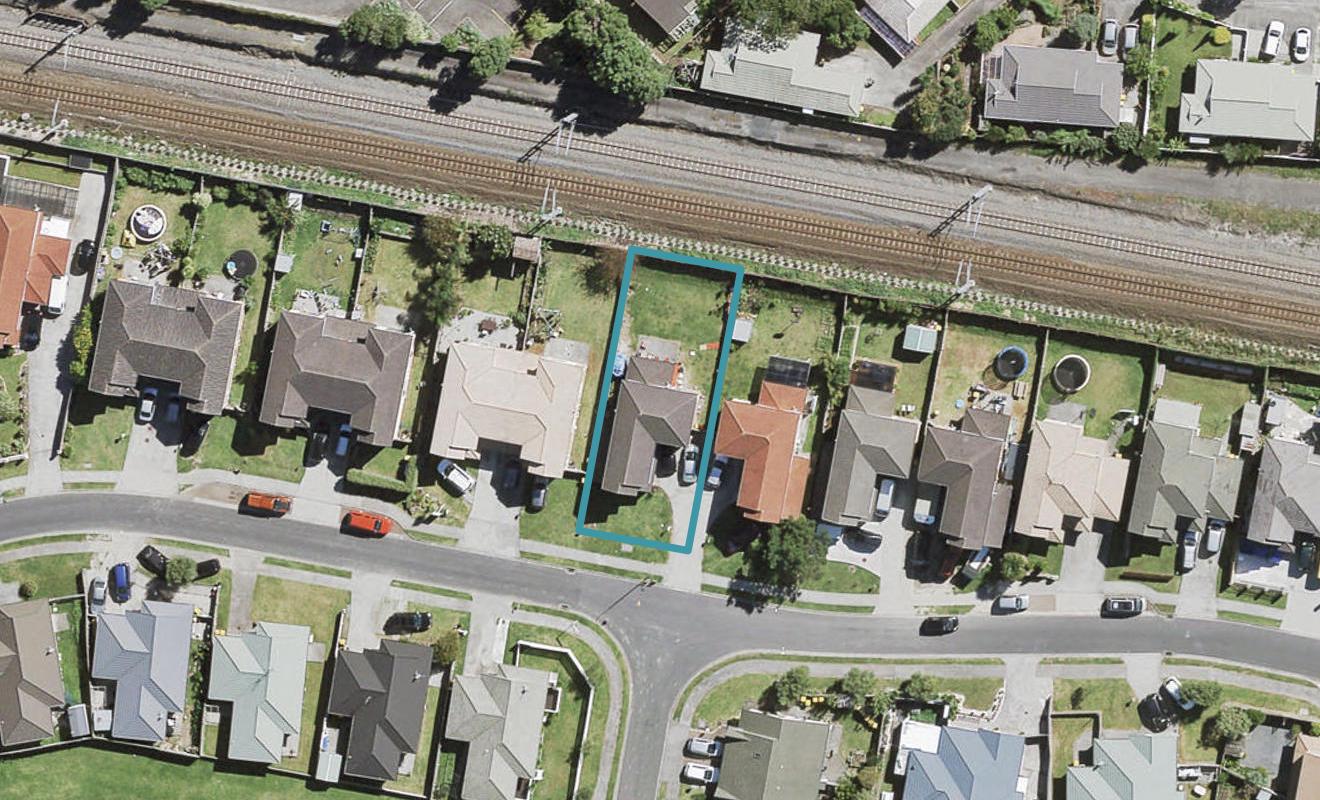 14C Charlenne Close, Ranui, Auckland - Carousel 1