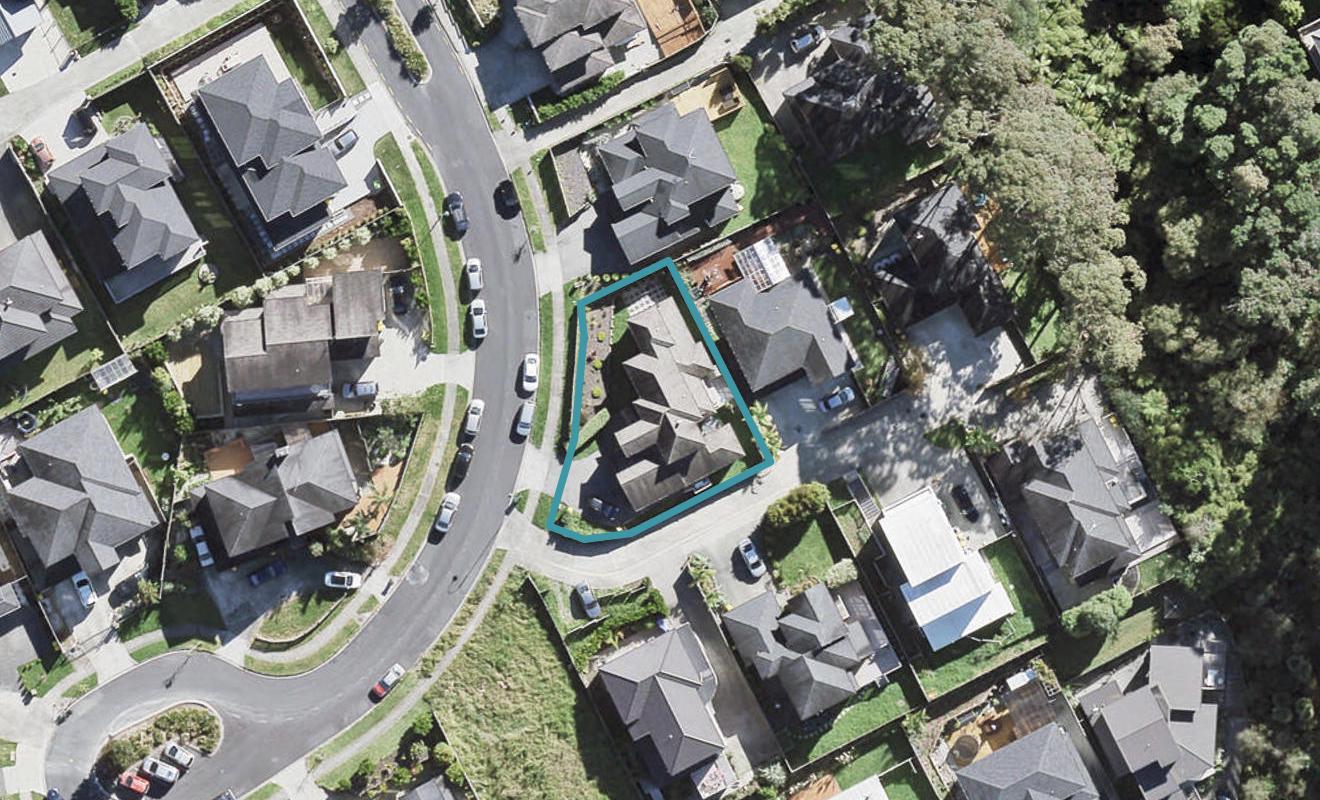 24 Namsan Close, Fairview Heights, Auckland - Carousel 1
