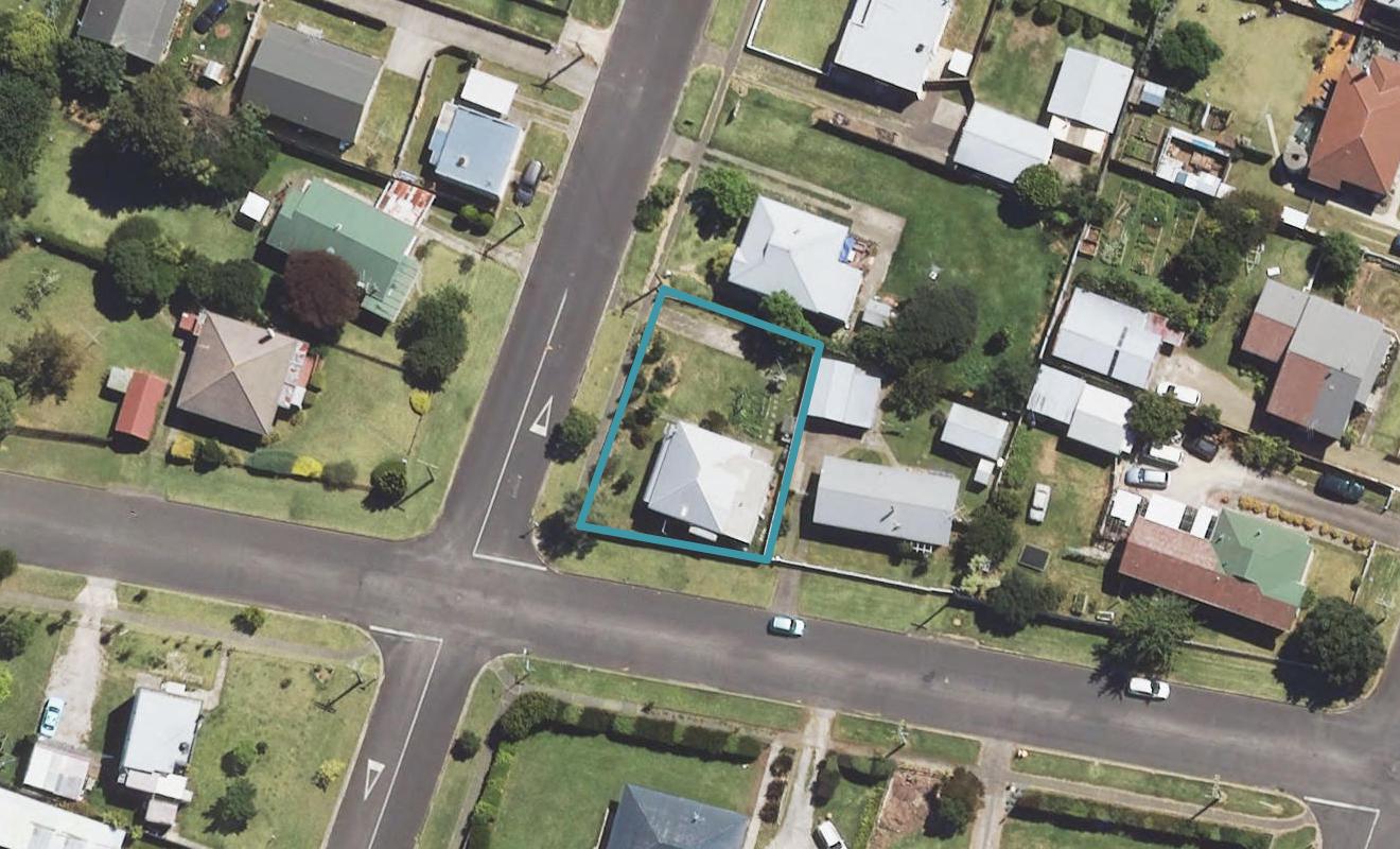 18 Redmond Street, Elgin, Gisborne - Carousel 1