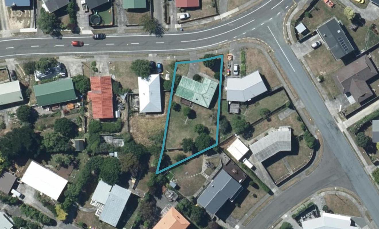 72 Gloaming Hill, Titahi Bay, Porirua - Carousel 1
