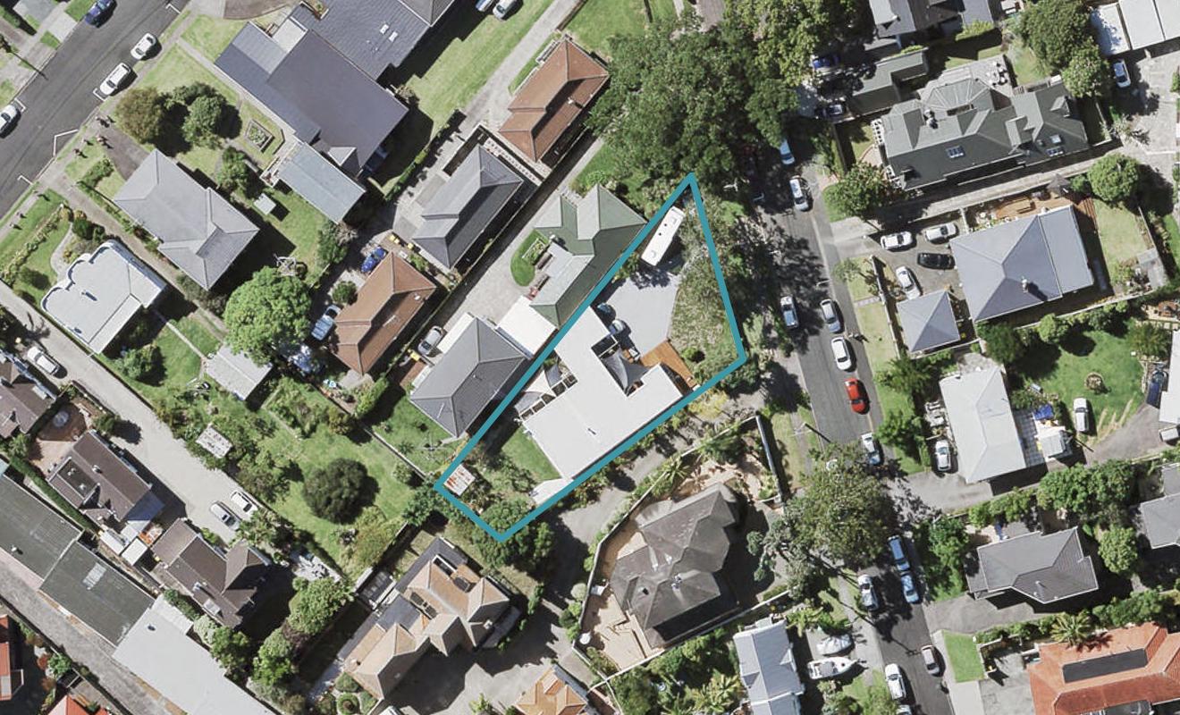 15 Fenwick Avenue, Milford, Auckland - Carousel 1