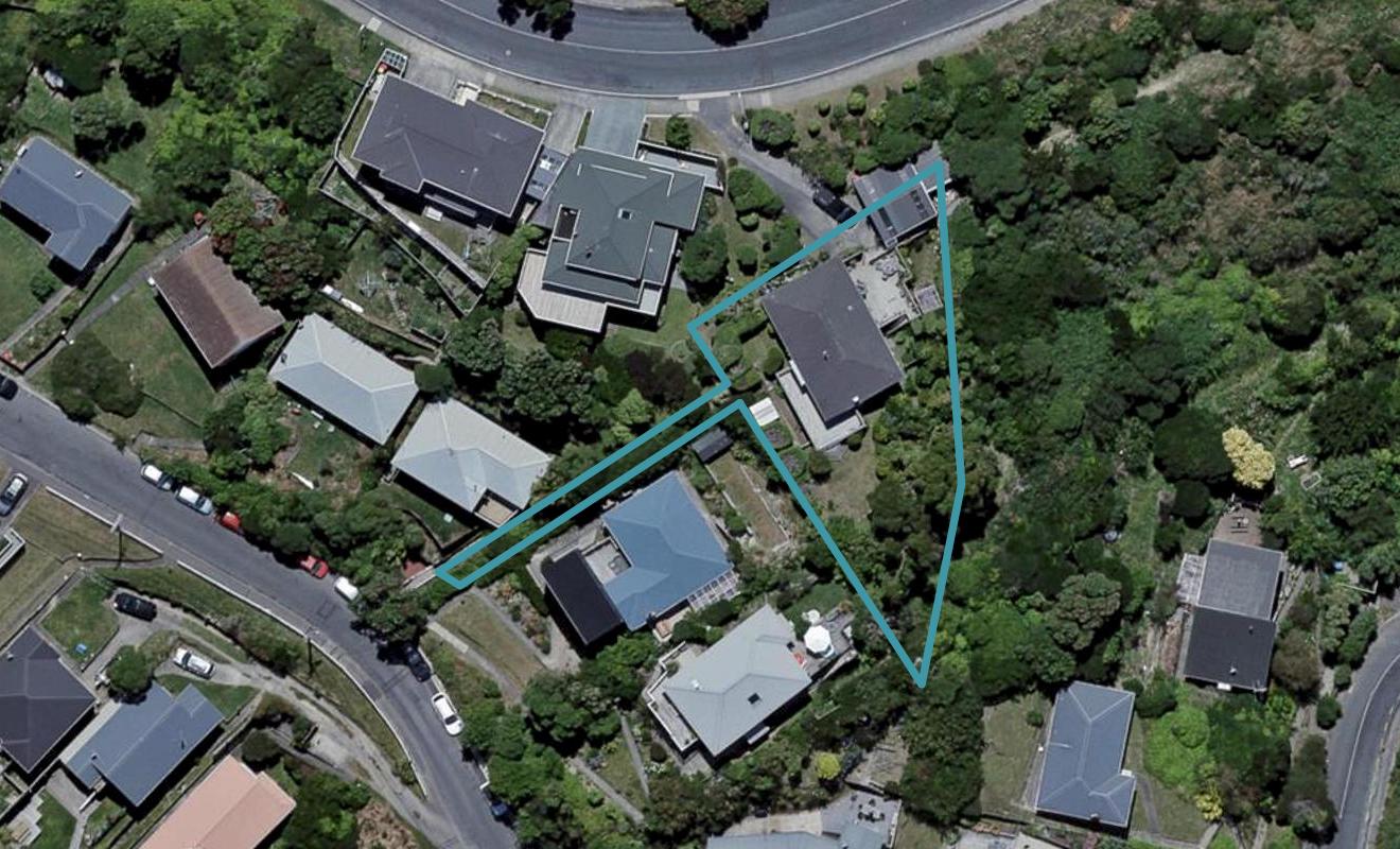 22 Akaroa Drive, Maupuia, Wellington - Carousel 1