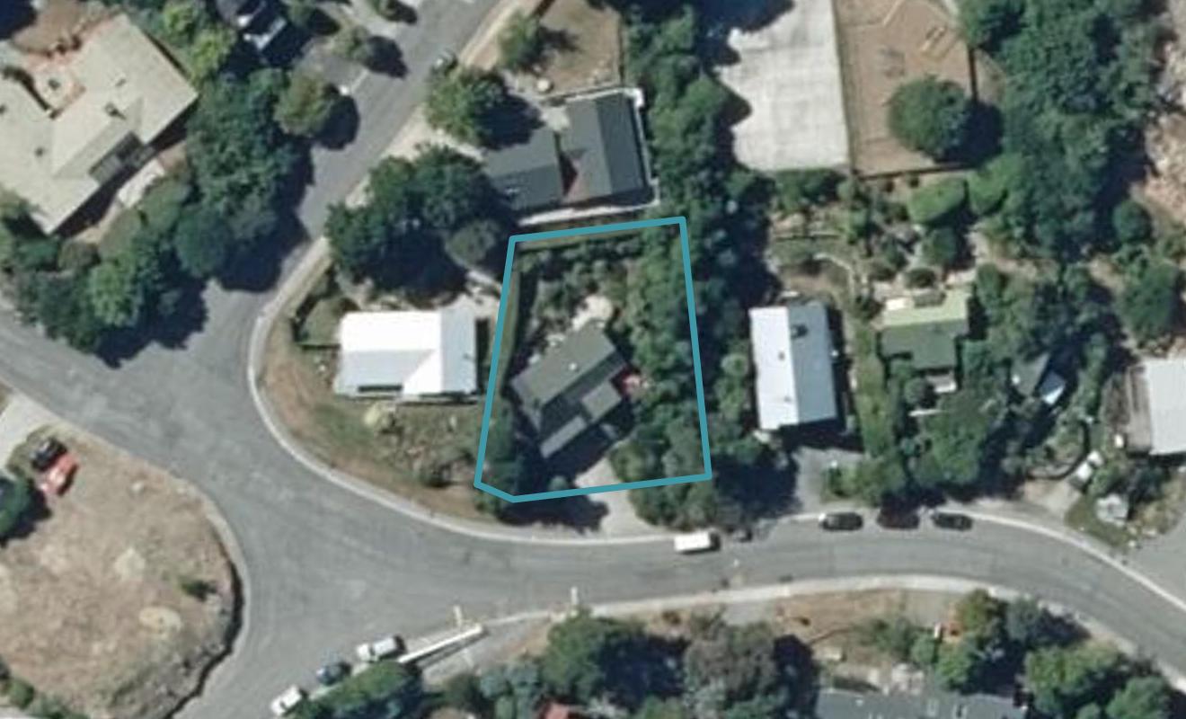34 Arawata Terrace, Sunshine Bay, Queenstown - Carousel 1