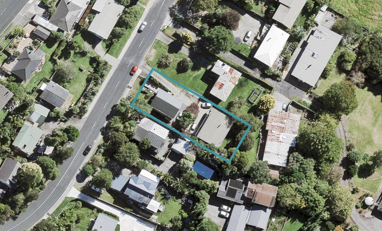 1/16 Shetland Street, Glen Eden, Auckland - Carousel 1