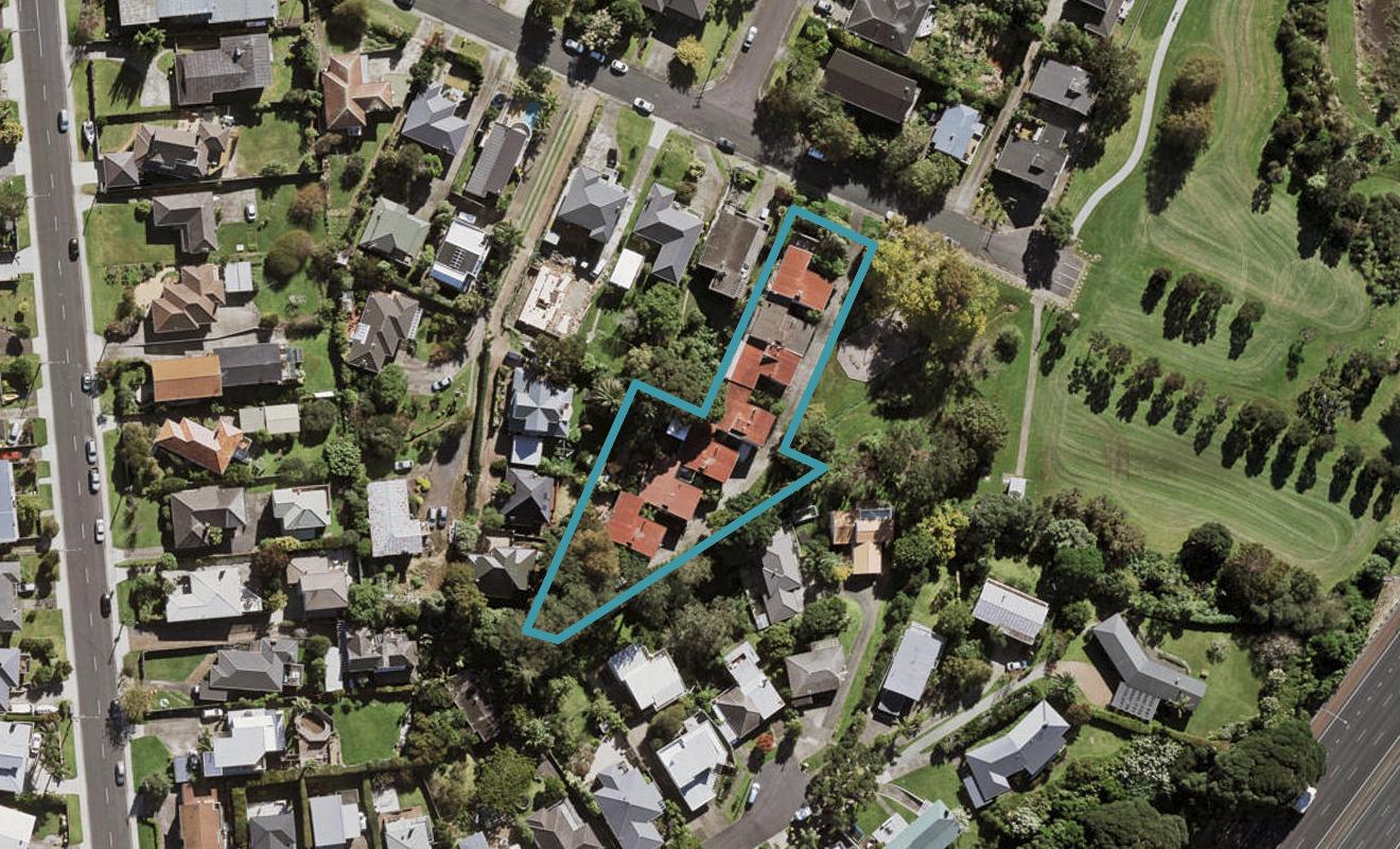 5/135 Exmouth Road, Northcote, Auckland - Carousel 1