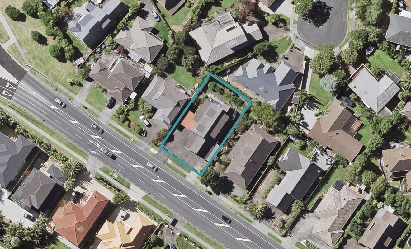 190 Whitford Road, Shamrock Park, Auckland - Carousel 1