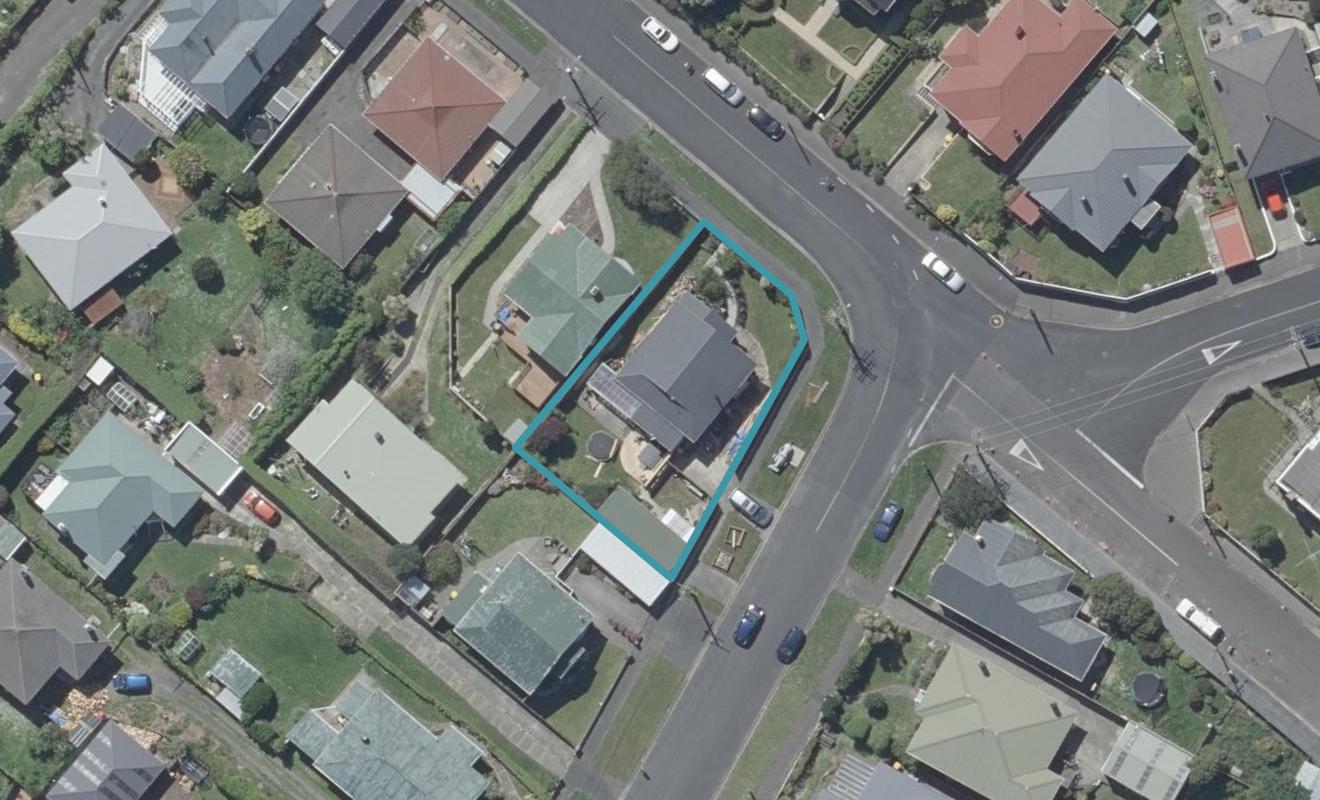 92 Tomahawk Road, Andersons Bay, Dunedin - Carousel 1