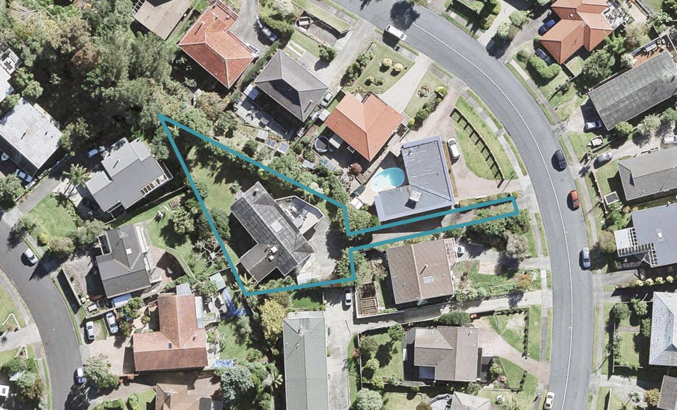 22 Stapleford Crescent, Browns Bay, Auckland - Carousel 1