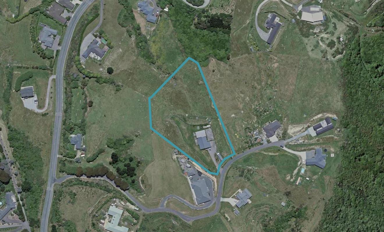 76 Bing Lucas Drive, Tawa, Wellington - Carousel 1