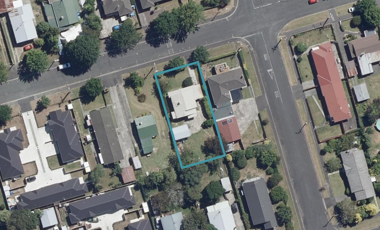 14 Marshall Street, Fairfield, Hamilton - Carousel 1