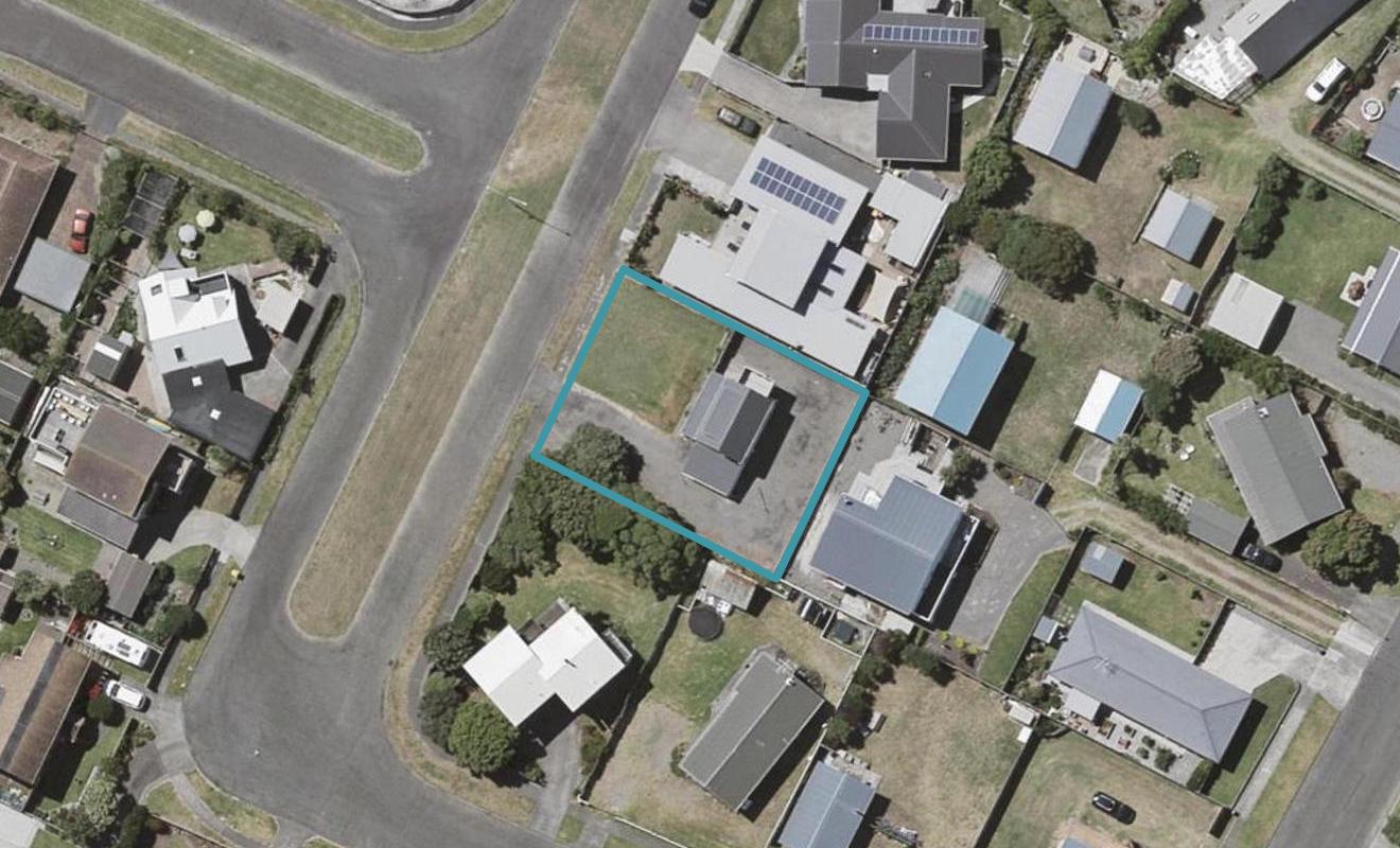 15 Scott Avenue, Otaki Beach, Otaki - Carousel 1