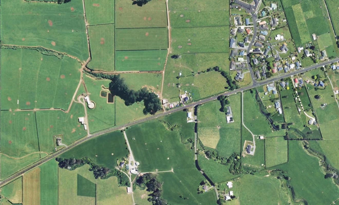 180 Opunake Road, Cardiff, Stratford - Carousel 1