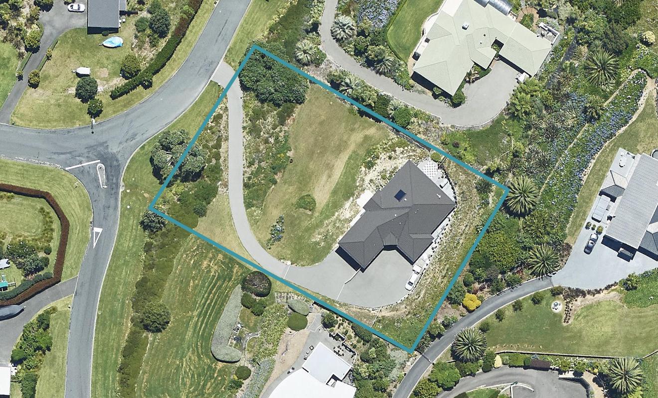 30 Oceana Drive, Welcome Bay, Tauranga - Carousel 1