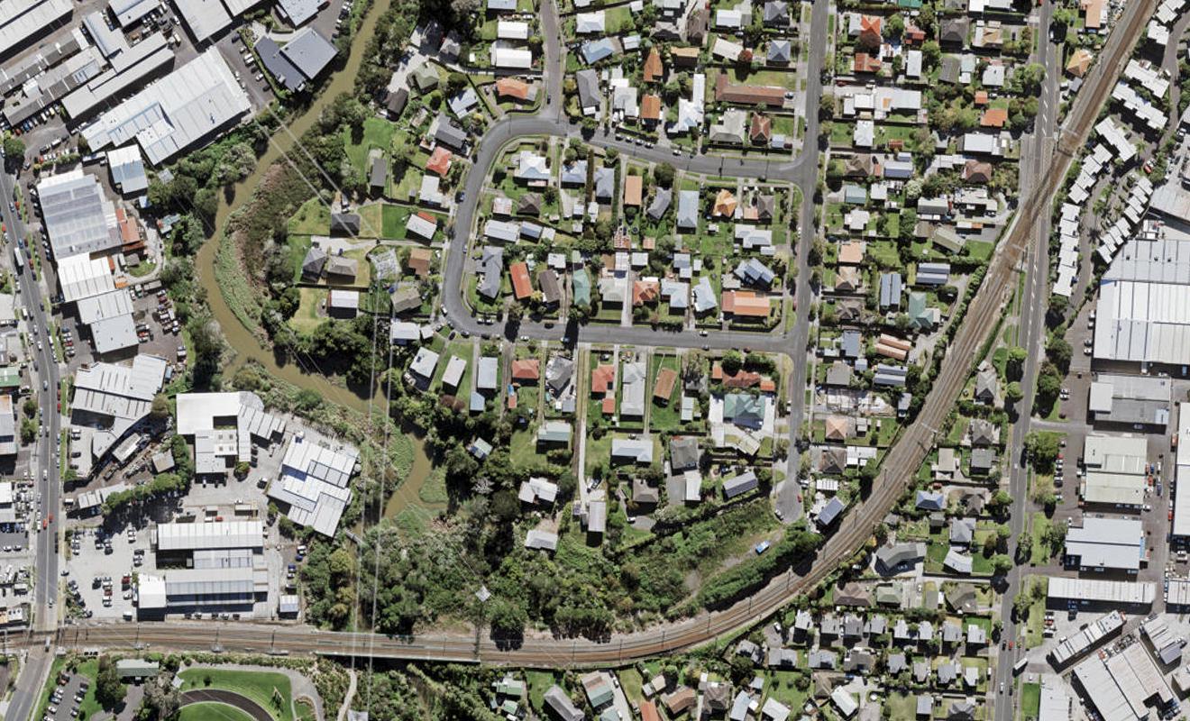 53A Alanbrooke Crescent, Avondale, Auckland - Carousel 1