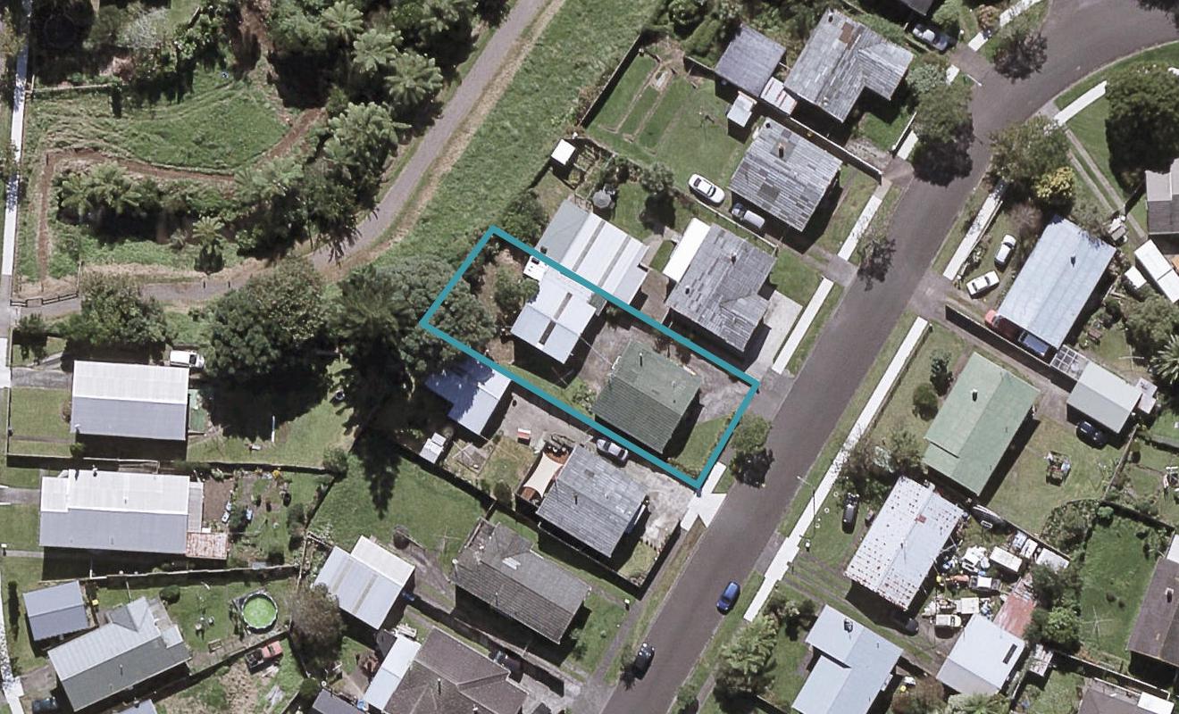 20 Grenville Street, Marfell, New Plymouth - Carousel 1