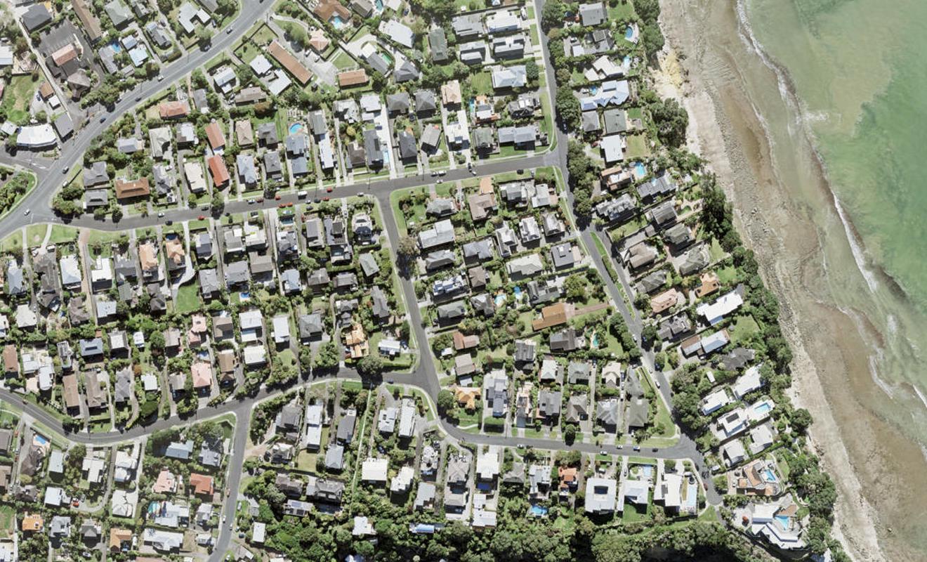 1/8 Newburn Road, Waiake, Auckland - Carousel 1