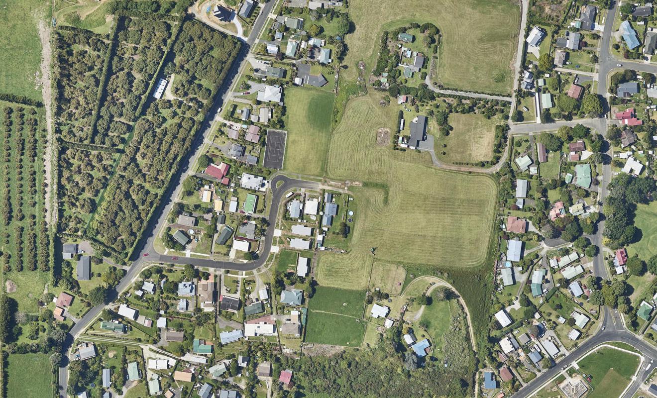 26 Adela Stewart Drive West, Athenree, Waihi Beach - Carousel 1