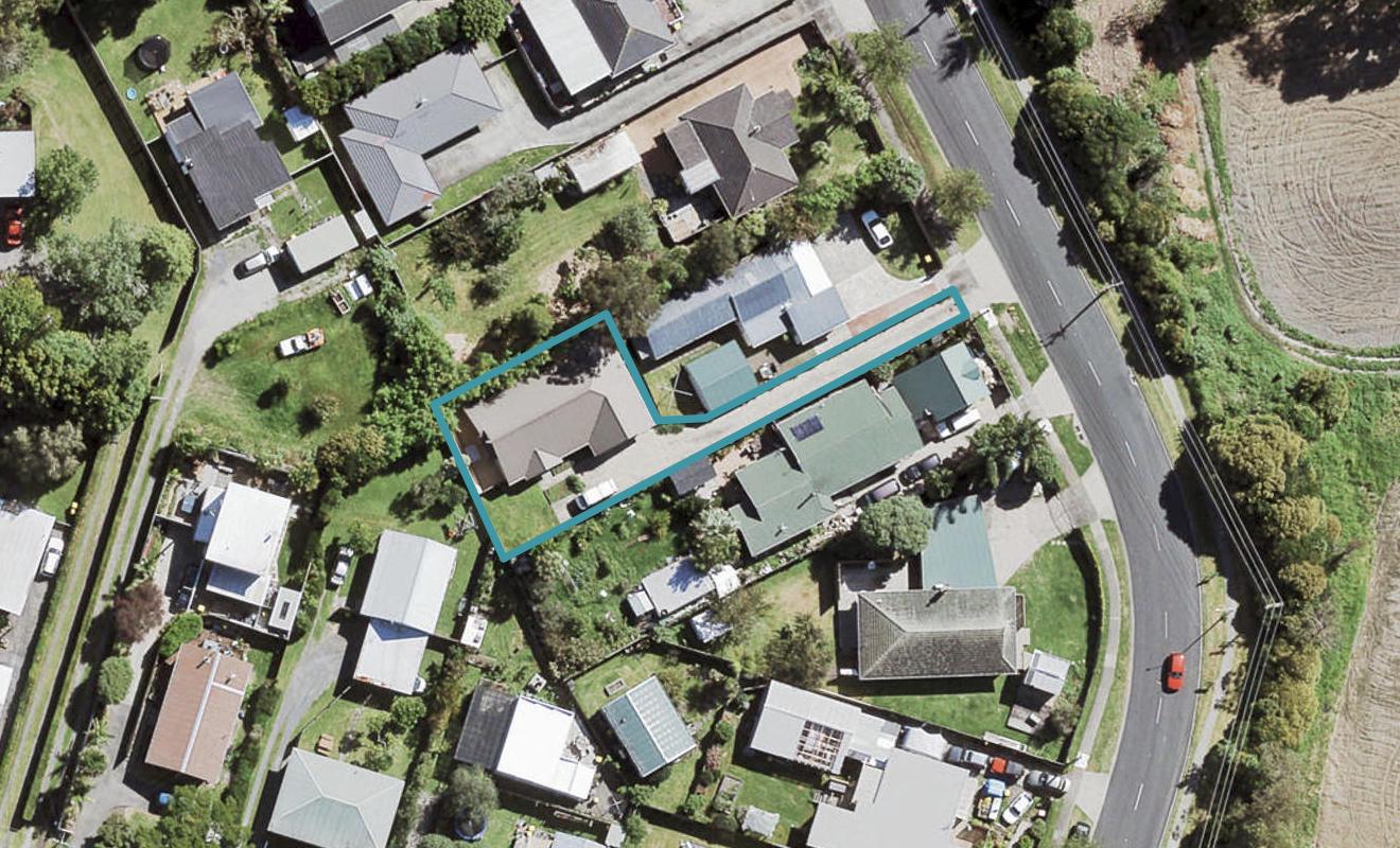 338A Glengarry Road, Glen Eden, Auckland - Carousel 1