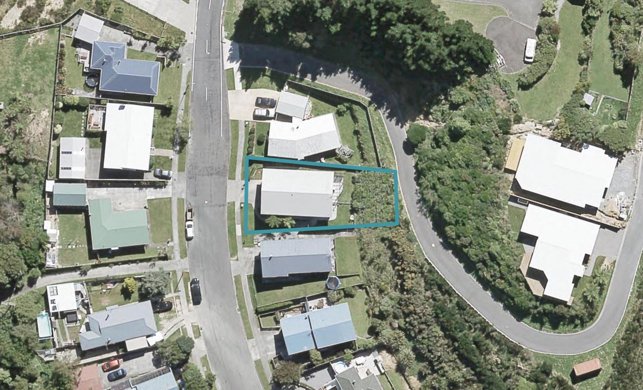 24 Kaitangata Crescent, Kelson, Lower Hutt - Carousel 1