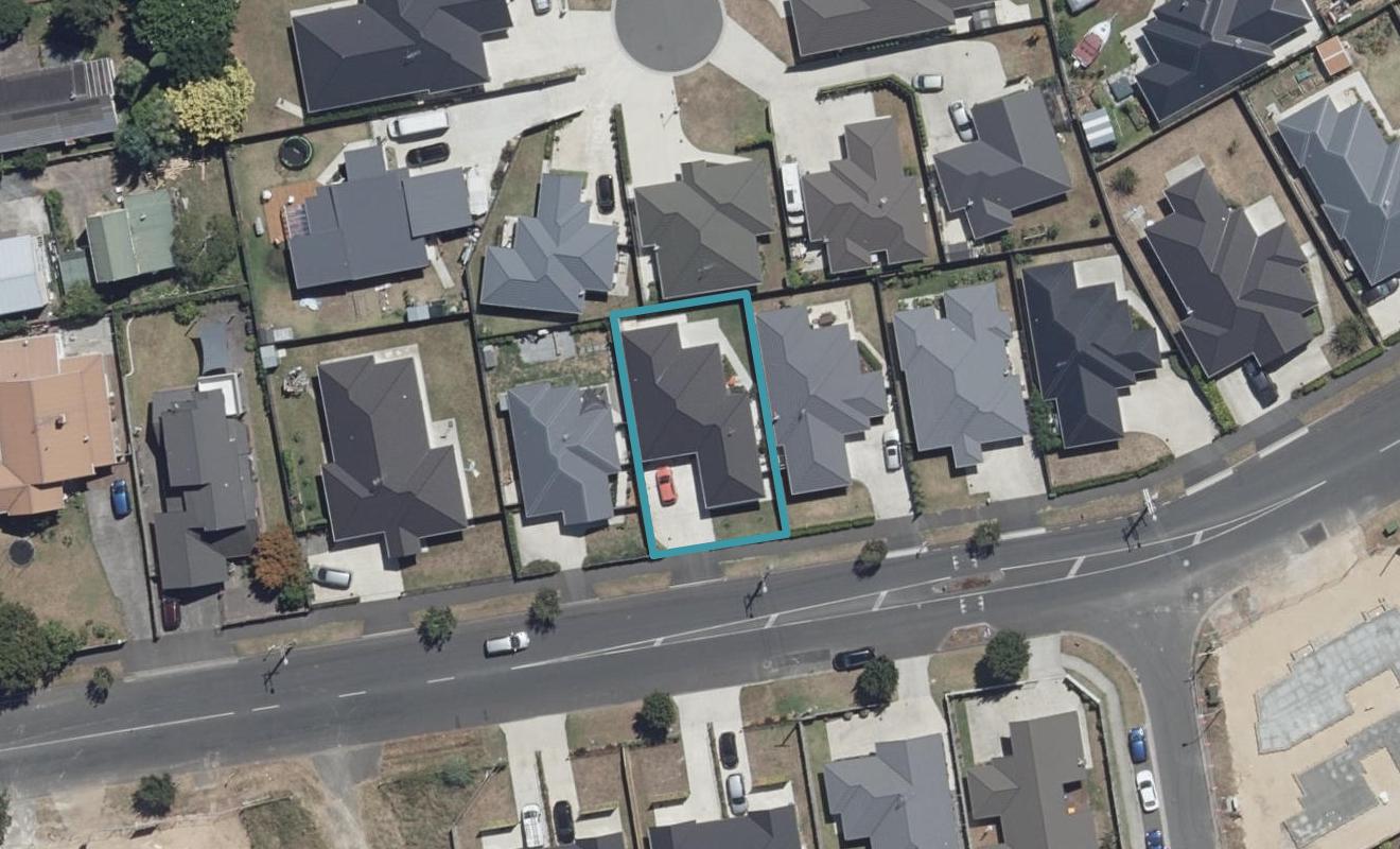 42 Saxbys Road, Glenview, Hamilton - Carousel 1