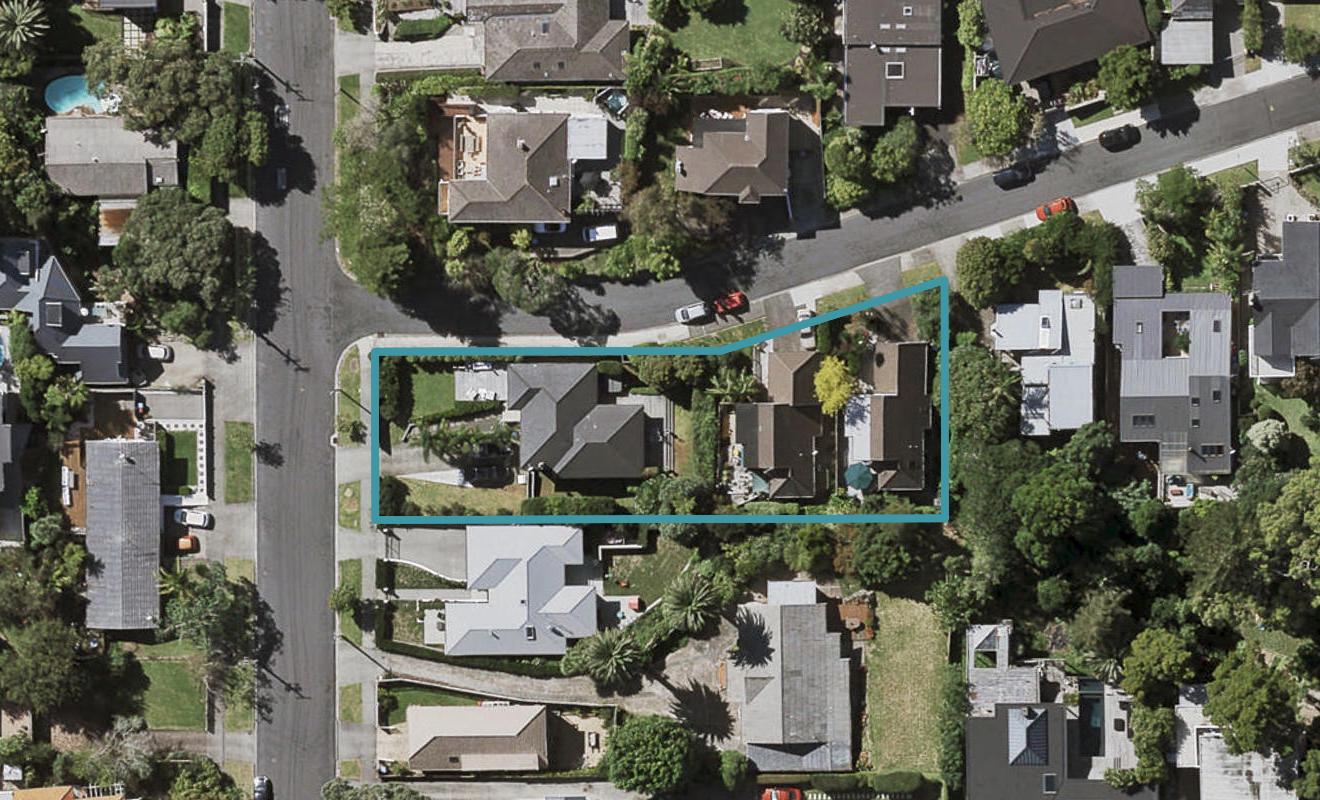 1/1 Conrad Drive, Remuera, Auckland - Carousel 1