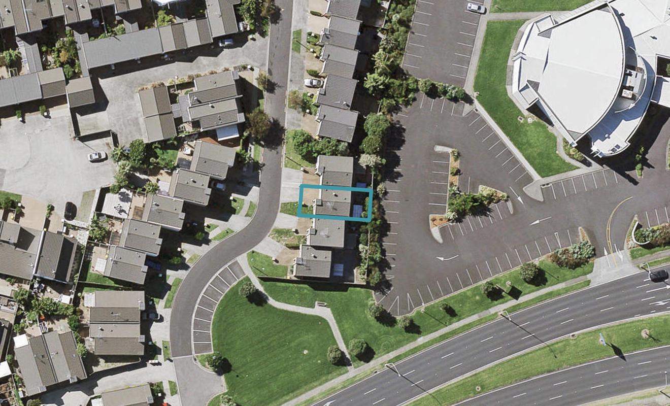 20 Puma Drive, Golflands, Auckland - Carousel 1