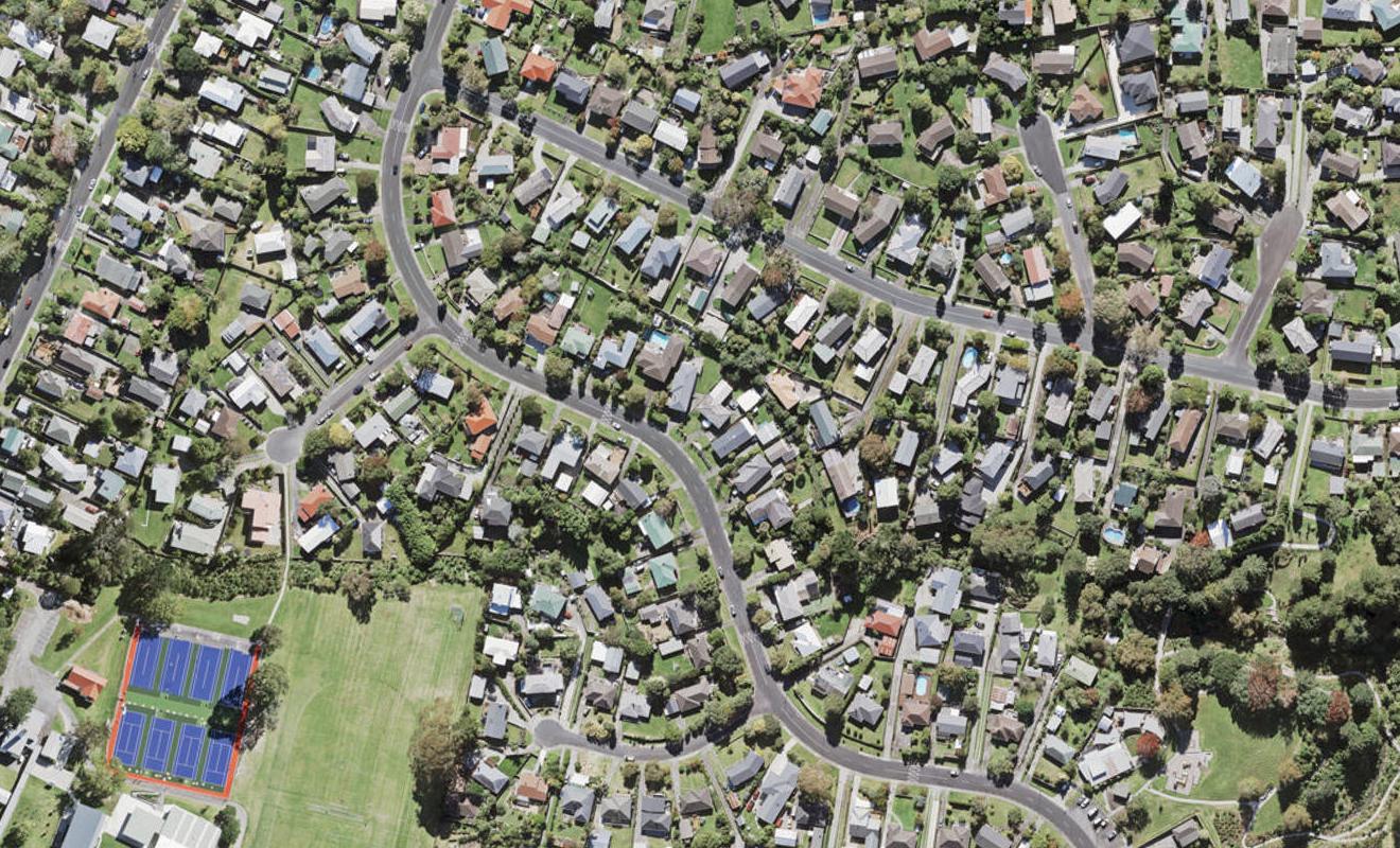 48 La Rosa Street, Green Bay, Auckland - Carousel 1