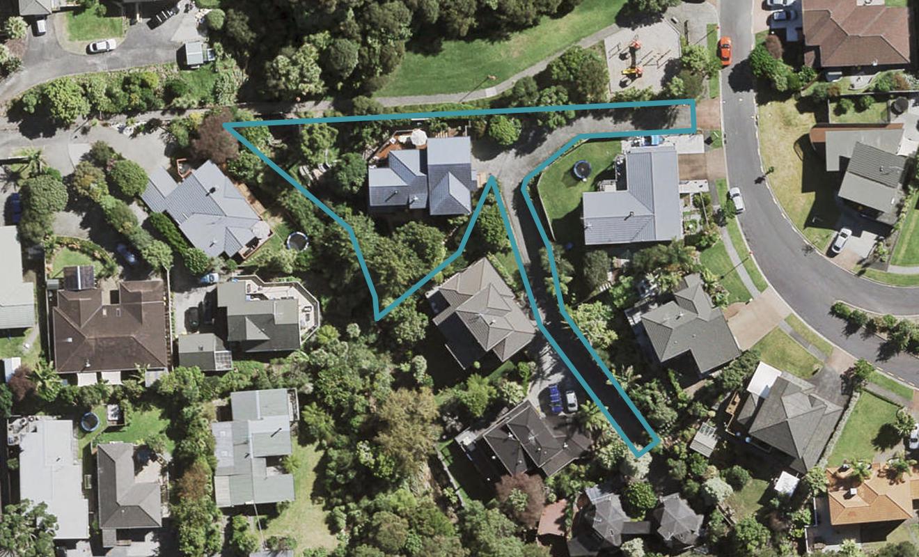 33 Chamari Close, Titirangi, Auckland - Carousel 1