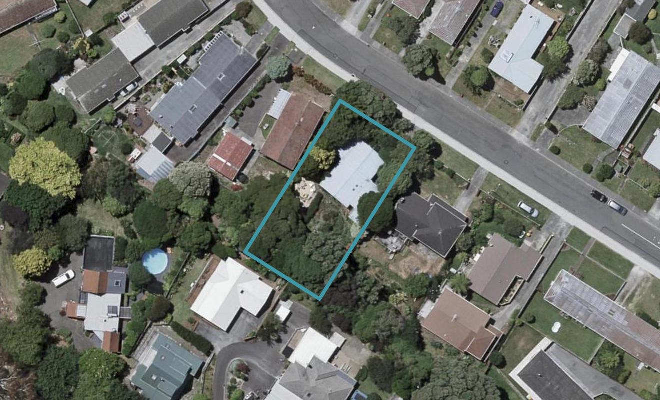 42 Manawa Avenue, Raumati Beach, Paraparaumu - Carousel 1