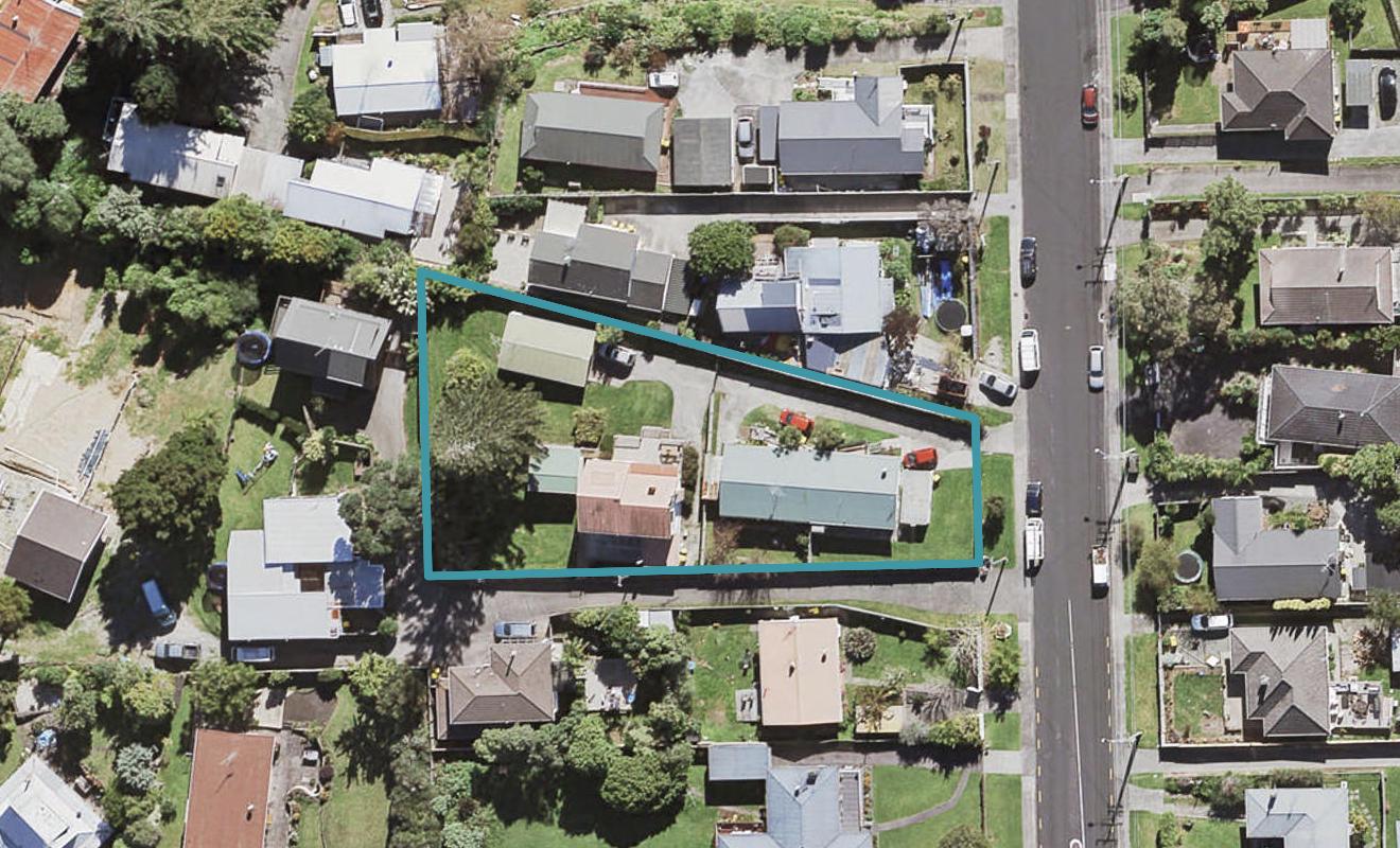 1/92 Verbena Road, Birkdale, Auckland - Carousel 1