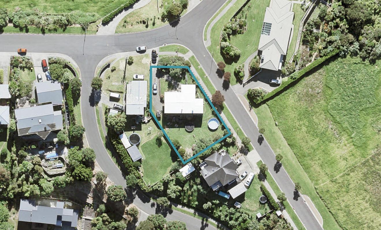 113 Roberts Road, Matakatia, Whangaparaoa - Carousel 1