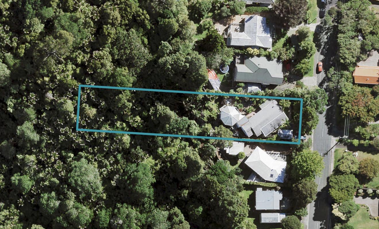 557 South Titirangi Road, Titirangi, Auckland - Carousel 1