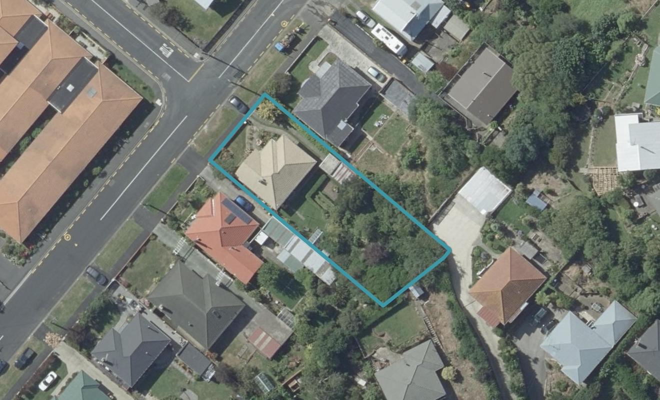 34 Somerville Street, Andersons Bay, Dunedin - Carousel 1