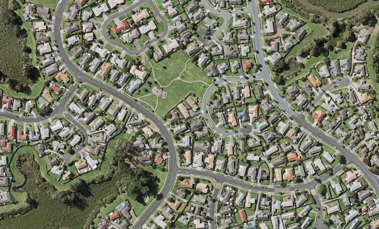 13 Brompton Place, Burswood, Auckland - Carousel 1