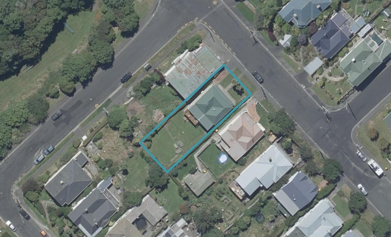 35 Orbell Street, Dalmore, Dunedin - Carousel 1