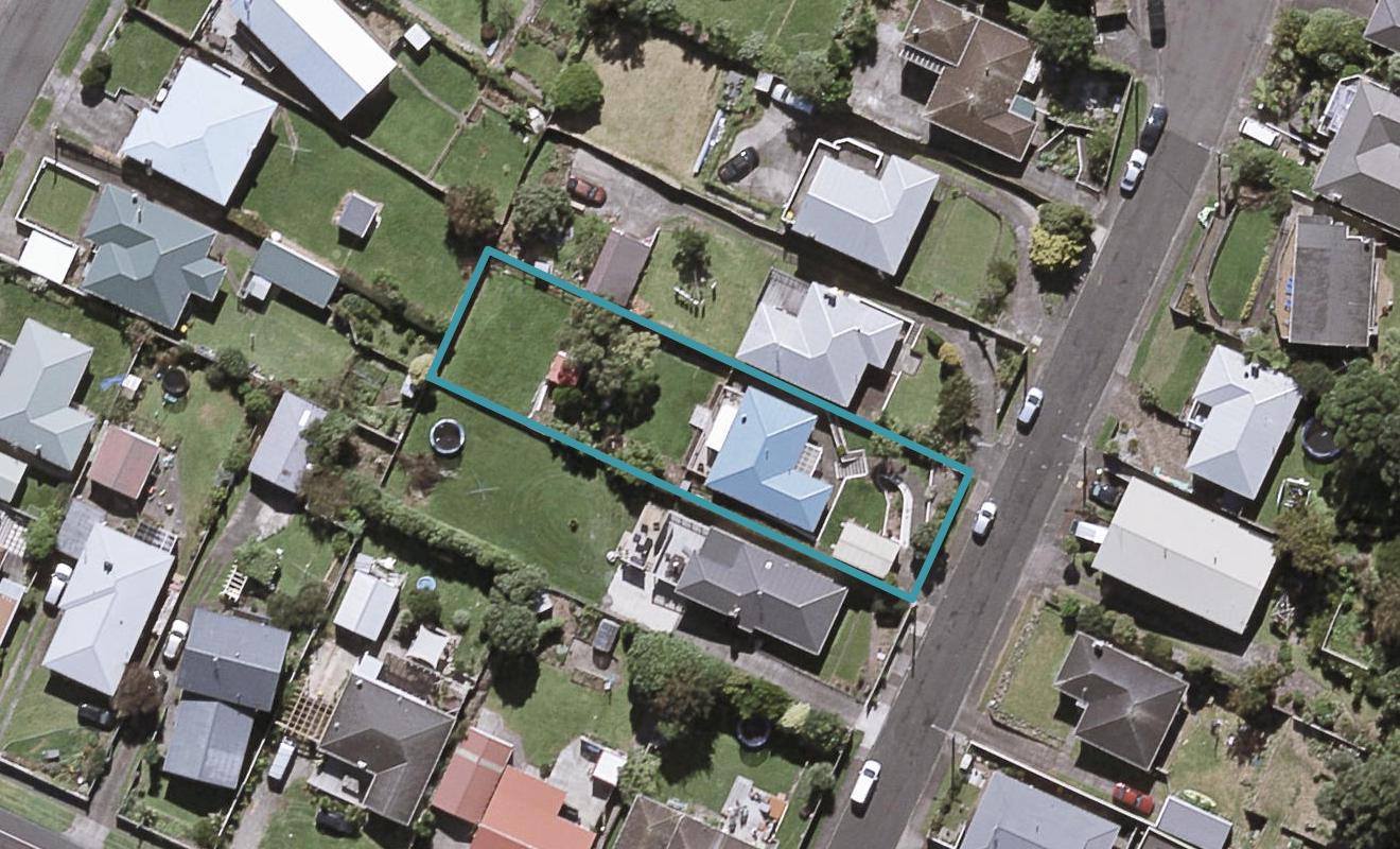 5 Mount View Place, Spotswood, New Plymouth - Carousel 1