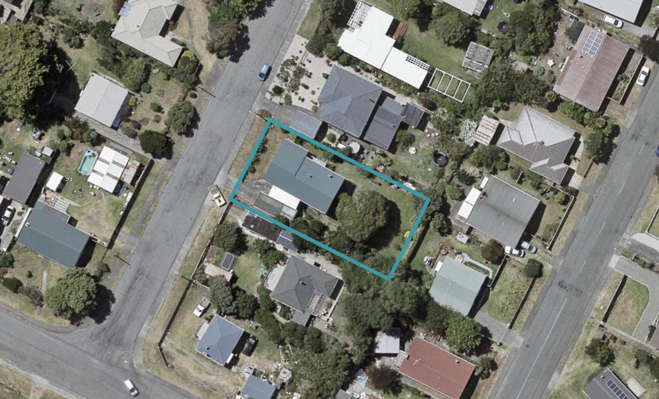 20 Mahoe Street, Otaki Beach, Otaki - Carousel 1