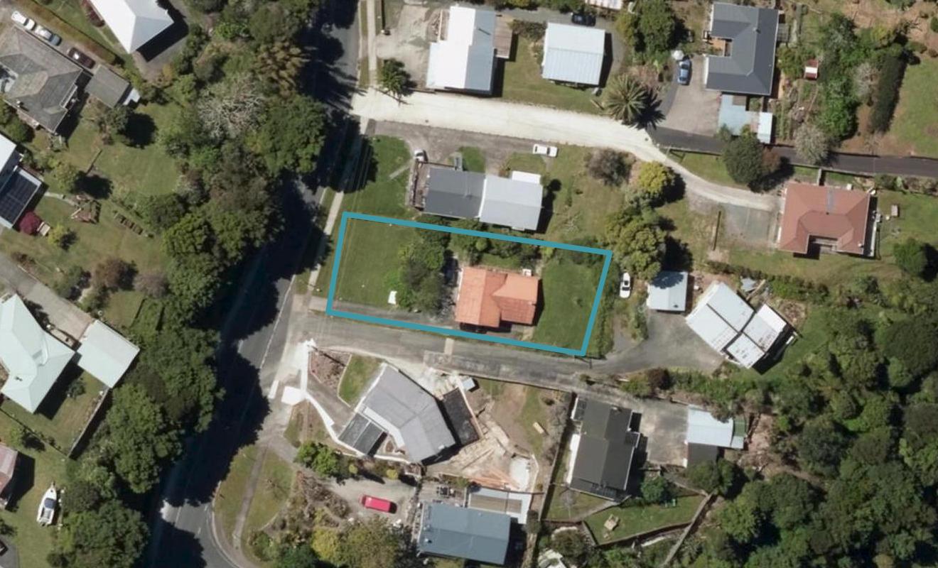 14 Memorial Drive, Parahaki, Whangarei - Carousel 1