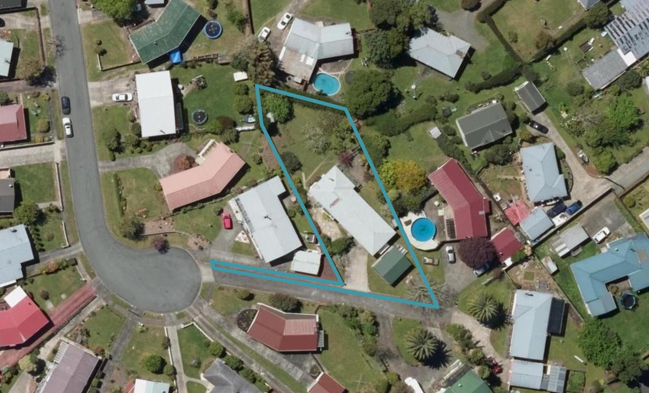 11 Hawea Place, Tikipunga, Whangarei - Carousel 1