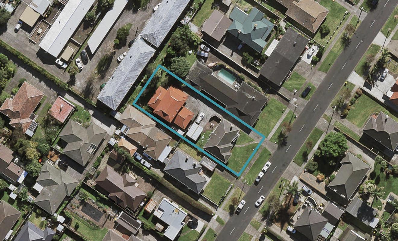 2/44 Central Avenue, Papatoetoe, Auckland - Carousel 1