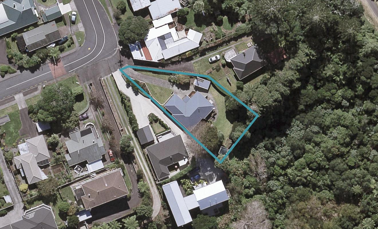 87A Paynters Avenue, Strandon, New Plymouth - Carousel 1