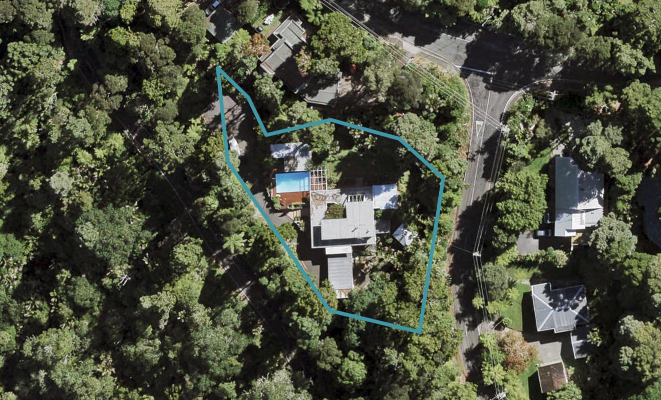 90 Park Road, Titirangi, Auckland - Carousel 1