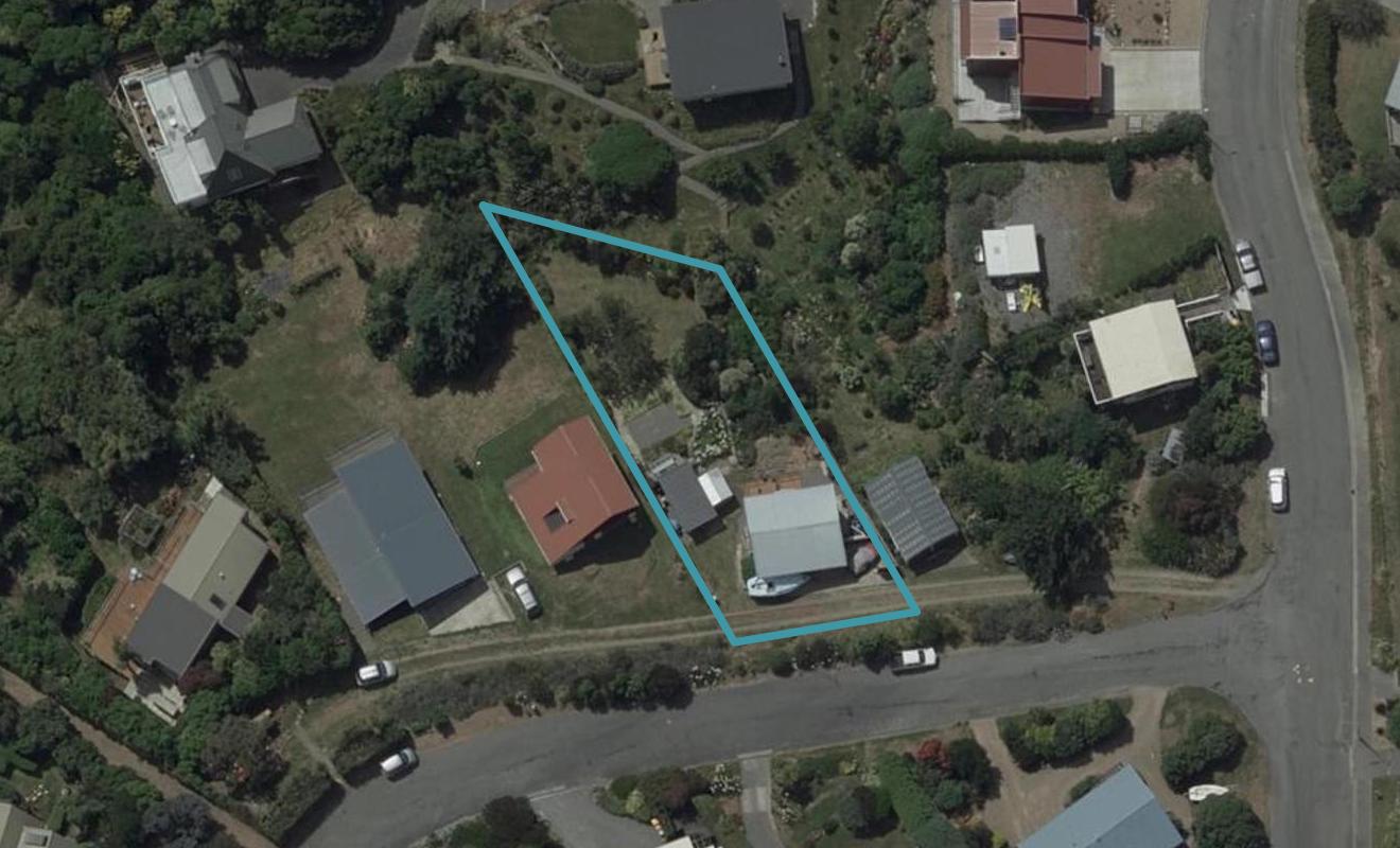 40 Emerson Crescent, Diamond Harbour, Lyttelton - Carousel 1